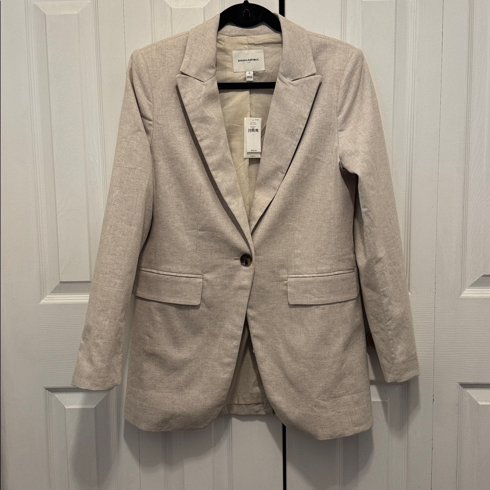 Banana Republic summer suit